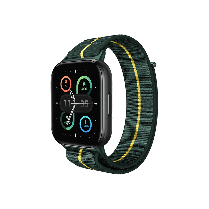 2025_Moto-watch-fit-Pack_Trekking-Green_Dynamic-Right.png