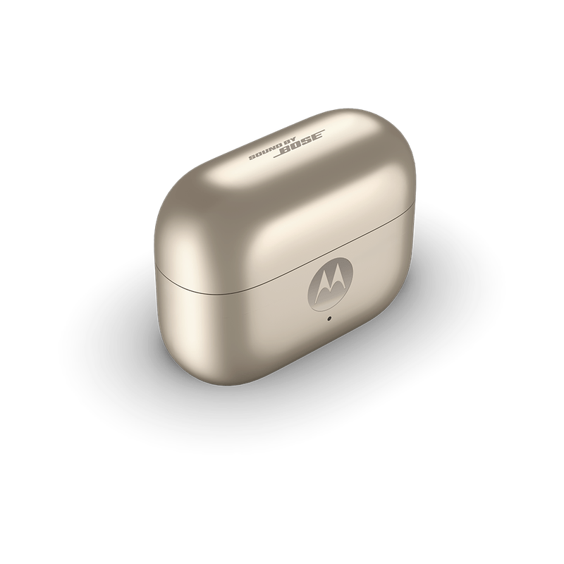 2025_Moto-buds-loop_Pack_Case-3-4-View-Left_Close_French-Oak.png