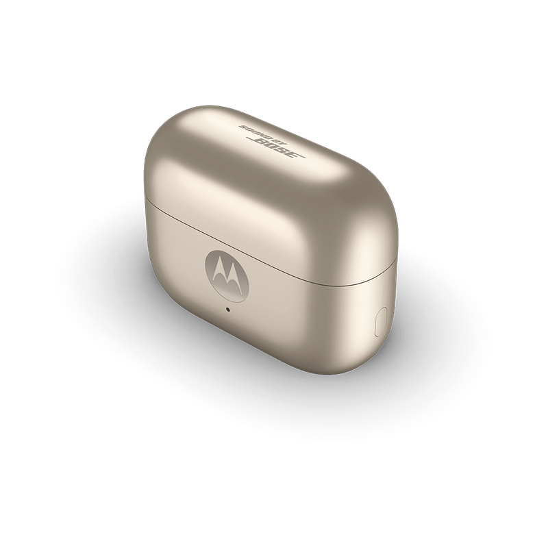 2025_Moto-buds-loop_Pack_Case-3-4-View-Right_Close_French-Oak.png